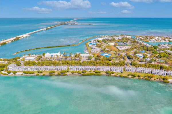 Featured image for the Hawks Cay, Florida Keys A Premier Resort Destination and Real Estate Haven Blog Article