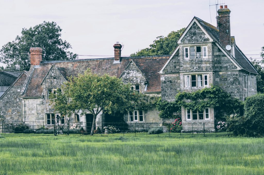 Featured Image for the Are Older Homes Harder to Sell What Sellers Need to Know Blog Article